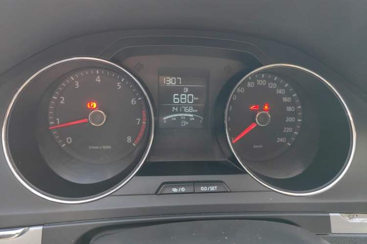 Used Volkswagen Bora 2013 1.6L Manual Fashion Edition
