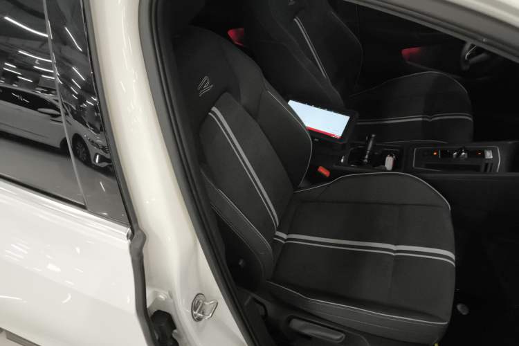 Used Volkswagen Golf 2021 280TSI DSG R-Line
