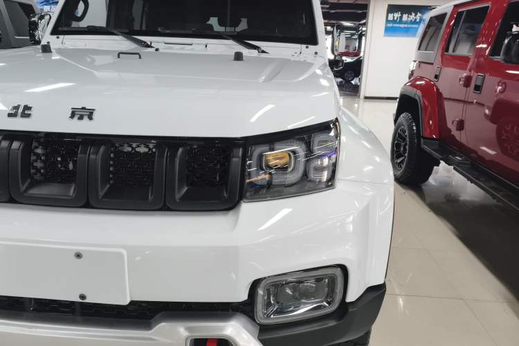 Used BAIC Off-Road BJ40 2023 2.0T Automatic Four-Wheel Drive Urban Hunter Edition Chivalrous Type
