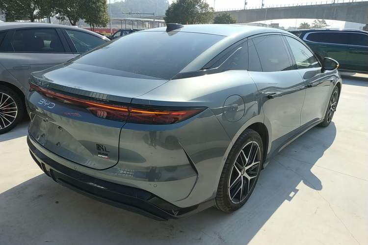 Used BYD Han L 2025 DM-p Four-Wheel-Drive LiDAR Flagship Model Rear Right 45 Deg