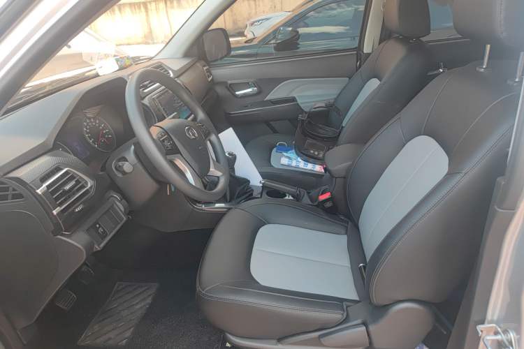 Used Great Wall Wingle 5 2023 "Ganfan" Version 1.5T Gasoline Two-Wheel-Drive Advanced Trim with Long Cargo Bed