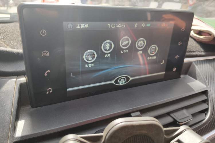 Used Great Wall Wingle 7 2019 2.0T Diesel Two-Wheel Drive Value Edition China VI Standard Big Double Cab GW4D20M Audio And AC Panel