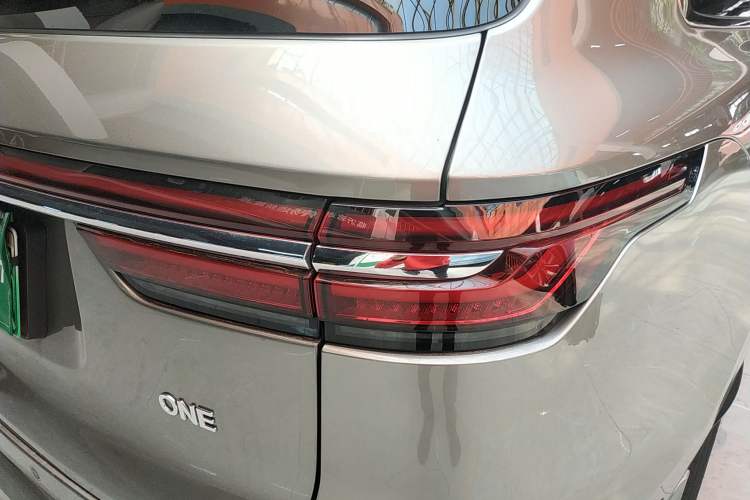 Used Li Auto ONE 2021 Extended-Range 6-Seater Version Right Rear Taillight