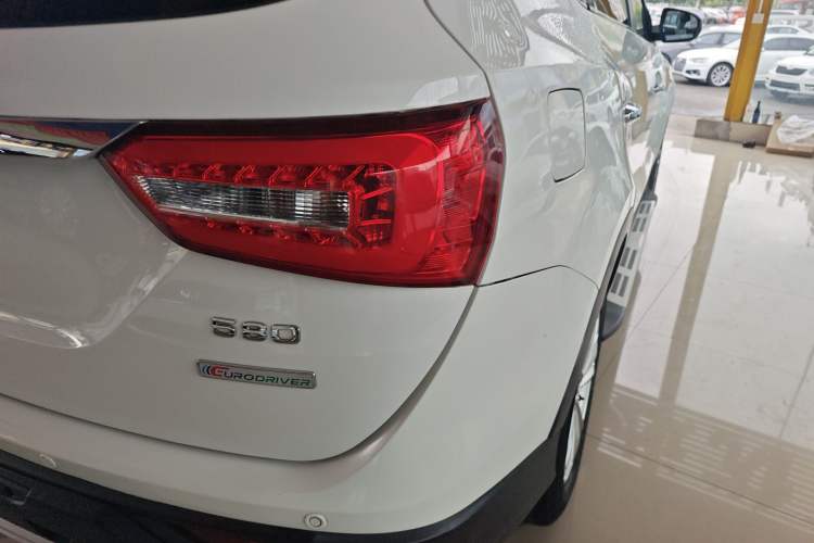 Used Dongfeng Fengon 580 2017 1.8L Manual Comfort Model Right Rear Taillight