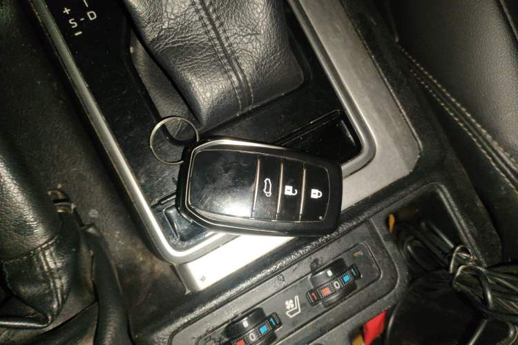 Used Toyota Prado 2018 3.5L Automatic TX-L with Rear-Mounted Spare Tire