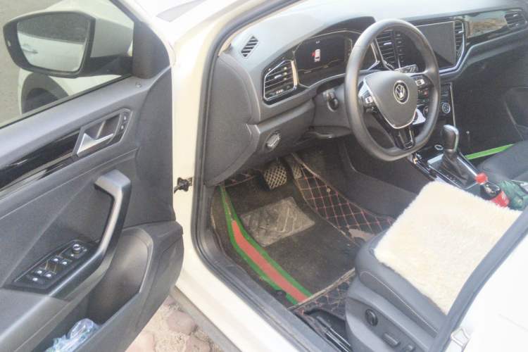 Used Volkswagen T-ROC 2022 280TSI DSG Two-Wheel Drive Comfort PLUS