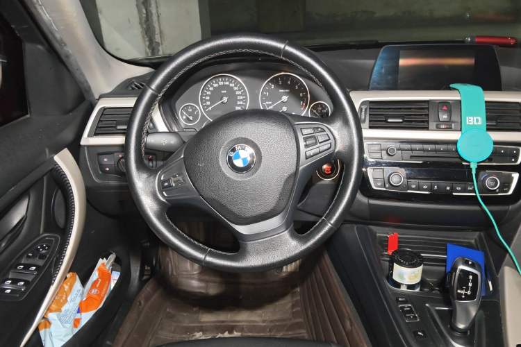 Used BMW 3 Series 2016 320Li Fashion Model Steering Wheel