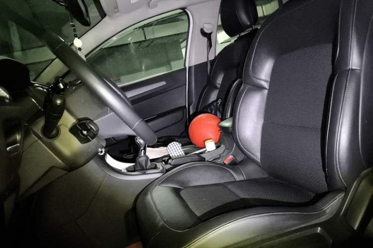 Used Citroen C4 Sega 2016 1.6L Manual Luxury Model
