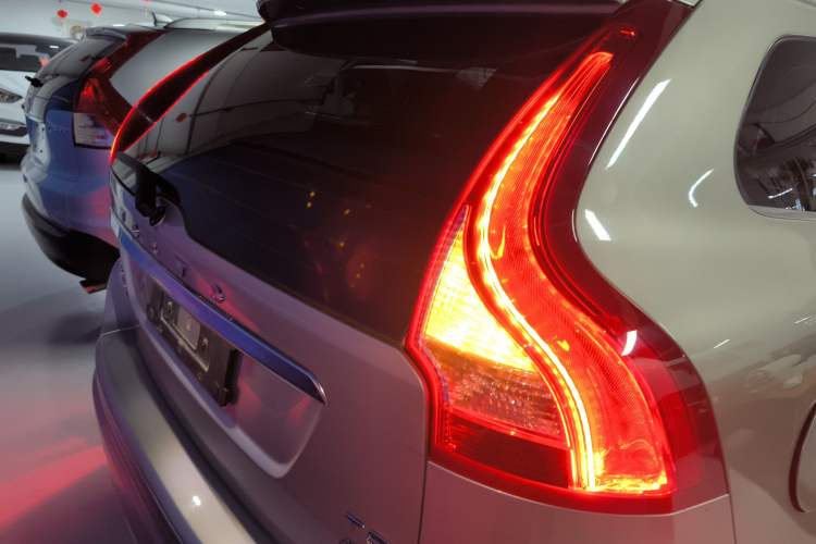 Used Volvo XC60 2017 T5 AWD Smart Upgrade Edition