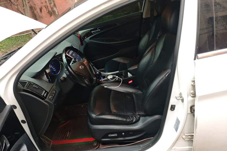 Used Hyundai Sonata 2015 Classic 2.4L Automatic Luxury Version China V Standard