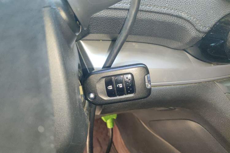 Used Honda CR-V 2016 2.0L two-wheel drive Urban Edition Vehicle Key