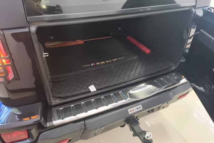 Used BAIC Off-Road BJ40 2020 2.0T Automatic Four-Wheel Drive Urban Hunter Edition Chivalrous Type
