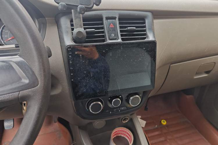 Used Wuling Rongguang V 2019 1.5L Van - Utility Model
