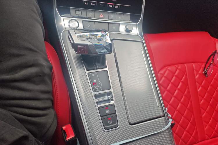 Used Audi A6L New Energy 2020 55 TFSI e quattro Gear Lever
