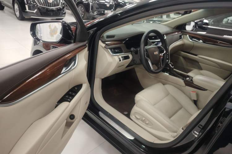 Used Cadillac XTS 2017 28T Elite Model Driver Seat