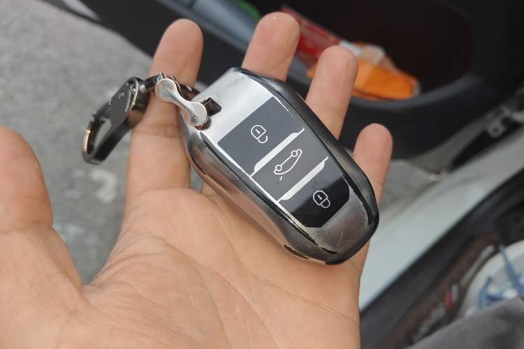 Used Citroen C4L 2014 1.6THP Intelligent Drive Automatic Dynamic Model
