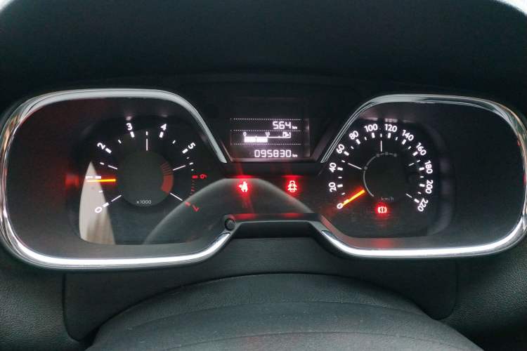 Used Citroen C4 Sega 2018 1.6L Manual Comfort Model
