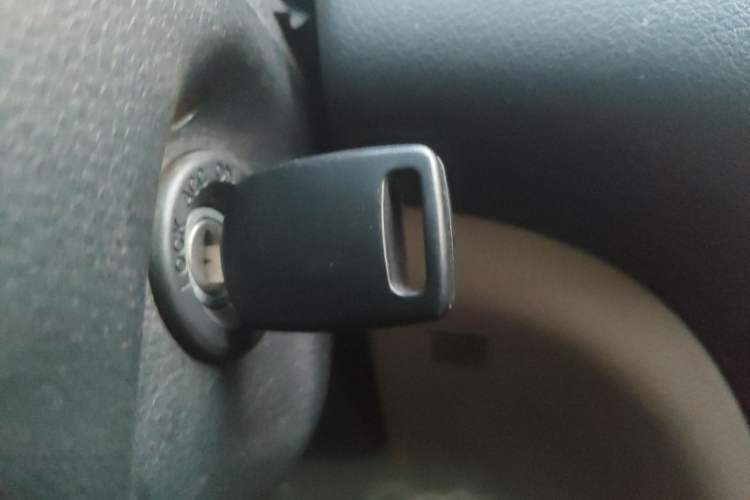 Used Bestune B50 2013 1.6L manual luxury version
