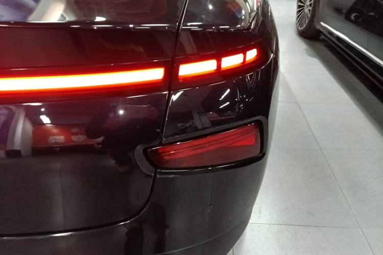 Used XPeng P7 2022 480N+ Exterior 1