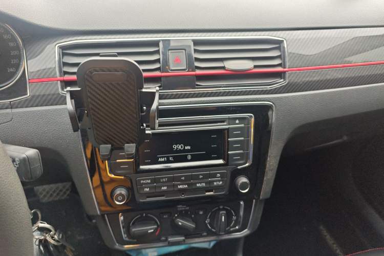 Used Volkswagen Santana 2018 Haval H9 1.5L Automatic Comfort Edition Audio And AC Panel