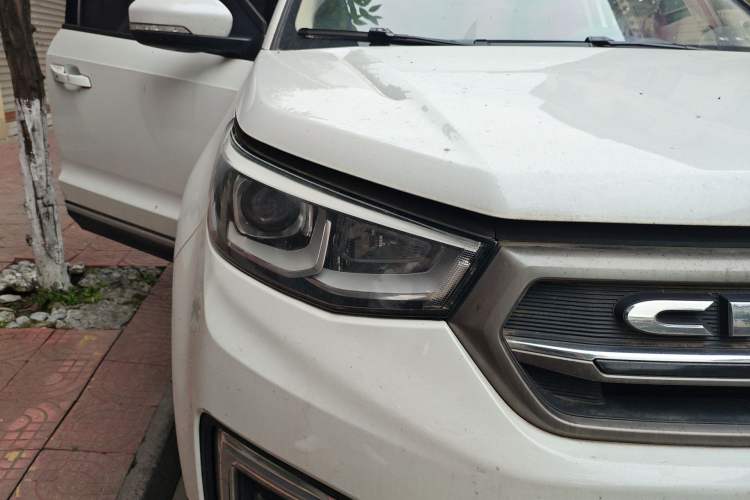 Used CHANGAN CS55 2017 1.5T Automatic Colorful Edition Exterior 6