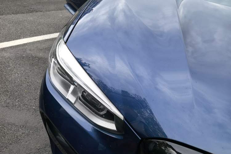 Used BMW X4 2021 xDrive 25i M Sport Night Edition package Right Front Headlight