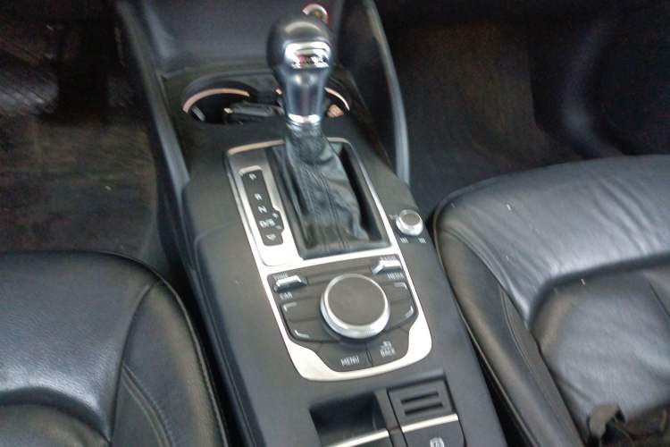 Used Audi A3 2015 Sportback 35 TFSI Millionth Anniversary Comfort Model Gear Lever
