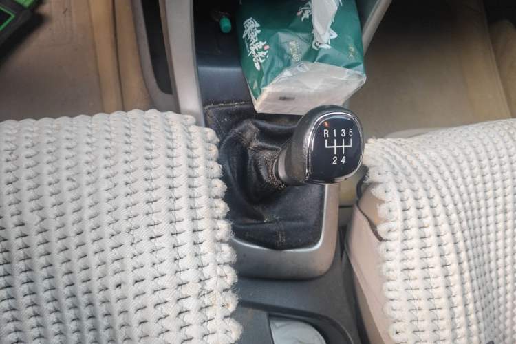 Used Baojun 630 2011 1.5L manual Elite version