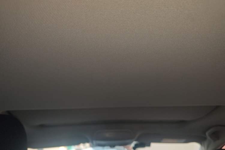 Used Volkswagen Sagitar 2015 230TSI Automatic Comfort Version Headliner