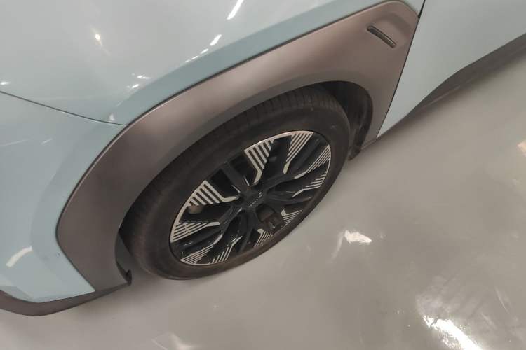 Used AION Y 2022 80 Intelligent Driving Version Exterior 4