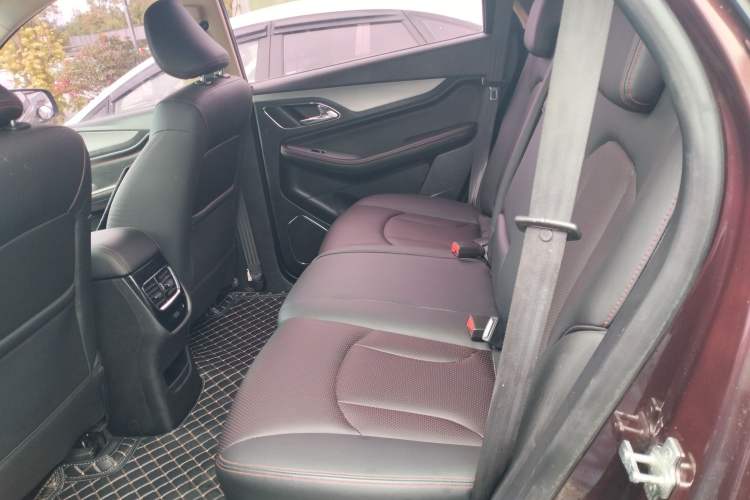 Used Baojun 560 2016 1.8L iAMT Luxury Model Left Rear Seat