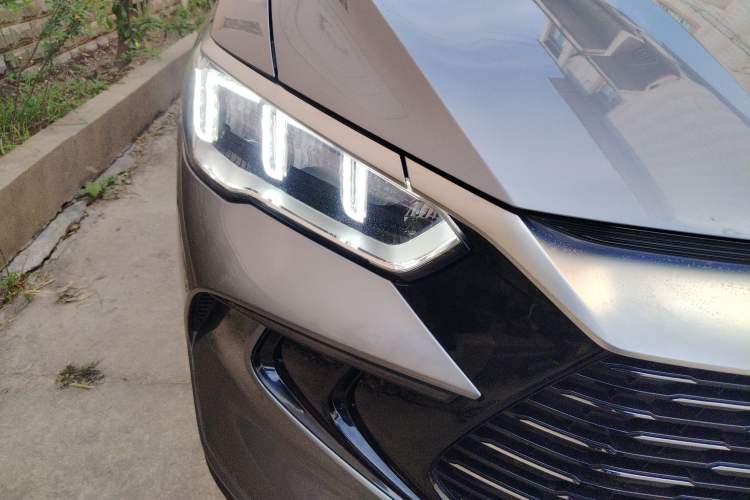 Used BYD Song Pro New Energy 2023 Champion Edition DM-i 110KM Beyond Model
