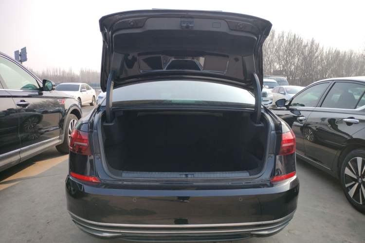 Used Volkswagen Passat 2021 330TSI Luxury Edition
