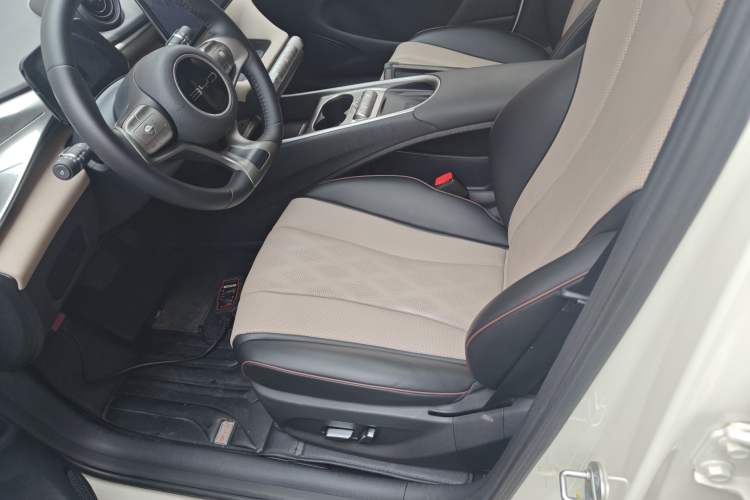 Used BYD Dolphin 2024 Honor Edition 420km Fashion Version Left Front Seat