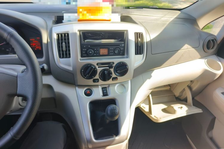 Used Nissan NV200 2014 1.6L Manual Luxury Model China IV Standard