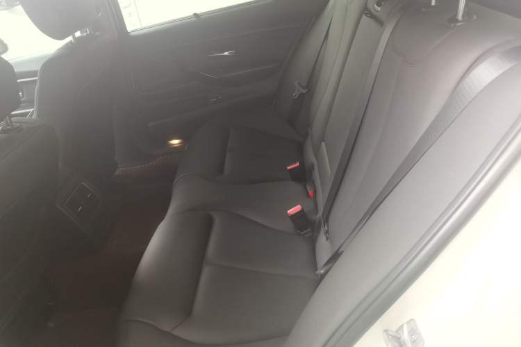 Used BMW 3 Series 2017 320Li Fashion Model
