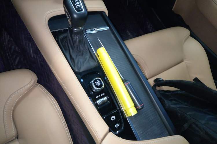 Used Volvo V90 2017 Cross Country T5 AWD Smart Range Edition