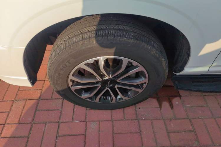 Used Haval H5 2023 2.0T Automatic All-Wheel Drive LinkedIn Gasoline
