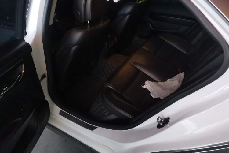 Used Cadillac ATS-L 2017 28T Fashion Edition
