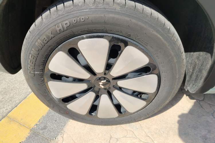 Used Wuling Bingo 2023 410 km Lingxi Deluxe Edition