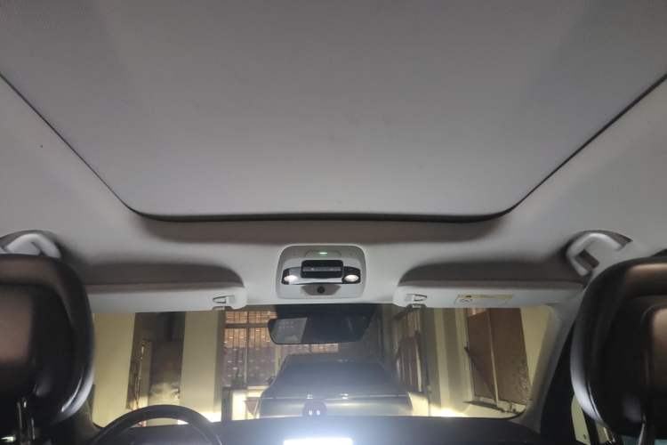 Used Nio ES8 2018 Founder Edition Headliner