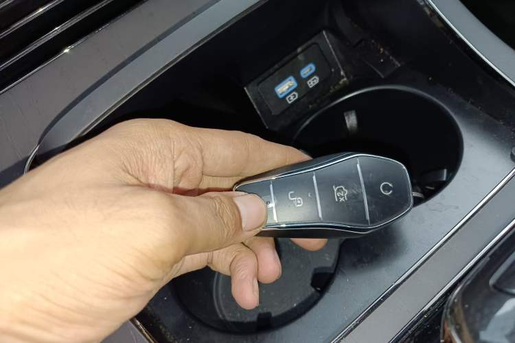 Used BYD Han 2025 EV with 701 km of Laser Radar-Enabled Intelligent Driving