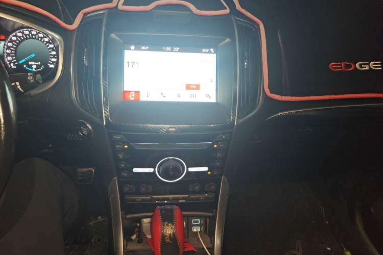 Used Ford Edge 2016 EcoBoost 245 Four-Wheel Drive Titanium 7-Seater