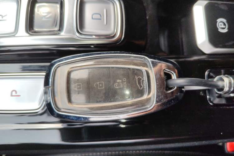 Used Hyundai Custo 2021 380TGDi Smart Luxury Premium LUX Vehicle Key