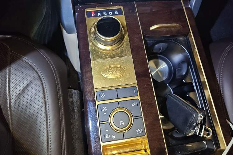 Used Land Rover Range 2020 3.0 L6 Long-Wheelbase Legacy Gear Lever