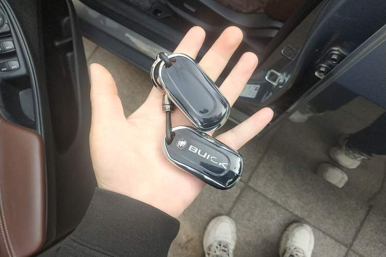 Used Buick GL6 2019 18T 6-Seater Connected Luxury Version China V Standard
