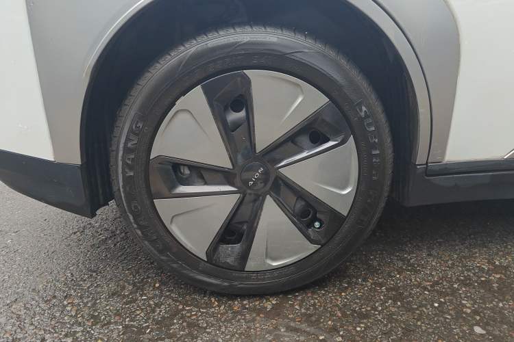 Used AION Y 2023 Plus 610 Enjoy Edition