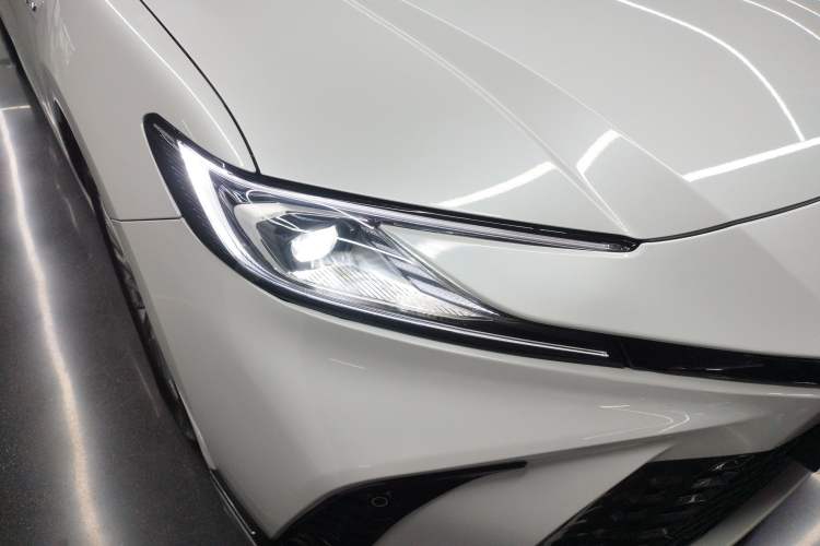 Used Toyota Camry 2024 Dual-Motor 2.0 HG Premium Edition Right Front Headlight