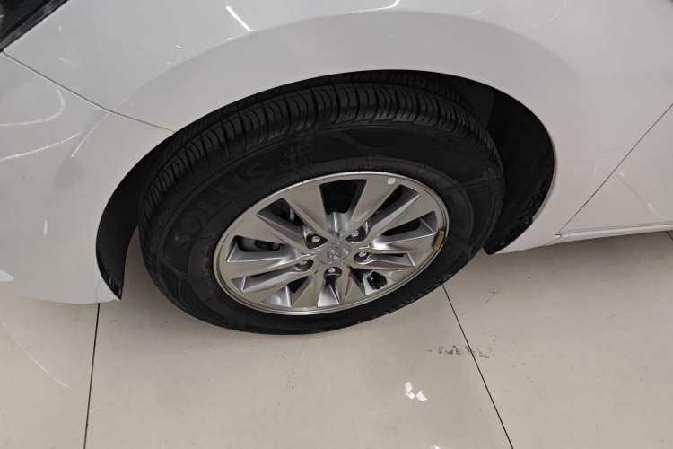 Used Hyundai Celesta 2020 1.6L Automatic GL Enjoyable Edition Left Front Wheel Hub