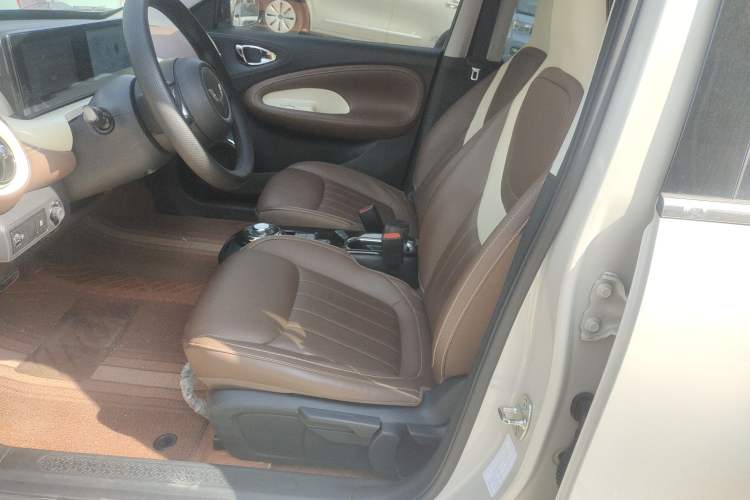 Used Wuling Bingo 2024 333 km Enjoyment Version Left Front Seat